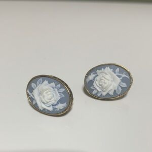 Vintage Avon Blue Cameo Rose Clip-On Earrings Gold Tone